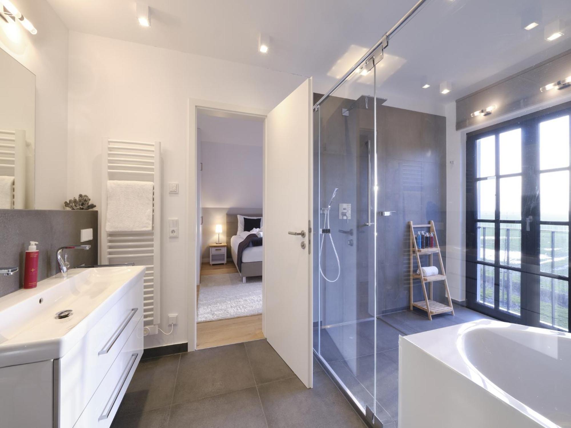 Reetland Am Meer - Luxusplus Reetdachvilla Mit 4 Schlafzimmern, Aussensauna, Loungebereich Und Kamin G07 Dranske Exteriér fotografie